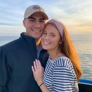 Meet your Posher, Maya